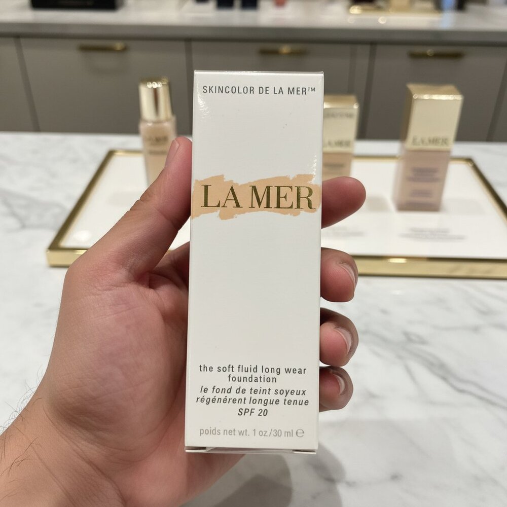 La Mer Soft Fluid Long Wear Foundation SPF 20 – Shade 250 Ivory, 30ml, Sealed - Picture 3 of 4
